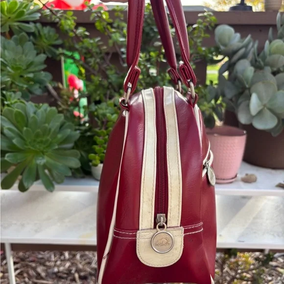Roots Burgundy Handbag with Cream Trim - Picture 2 of 5